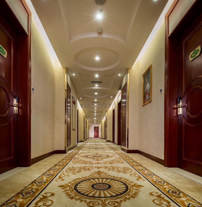 Vienna Hotel Shanghai Jiading New City Екстер'єр фото